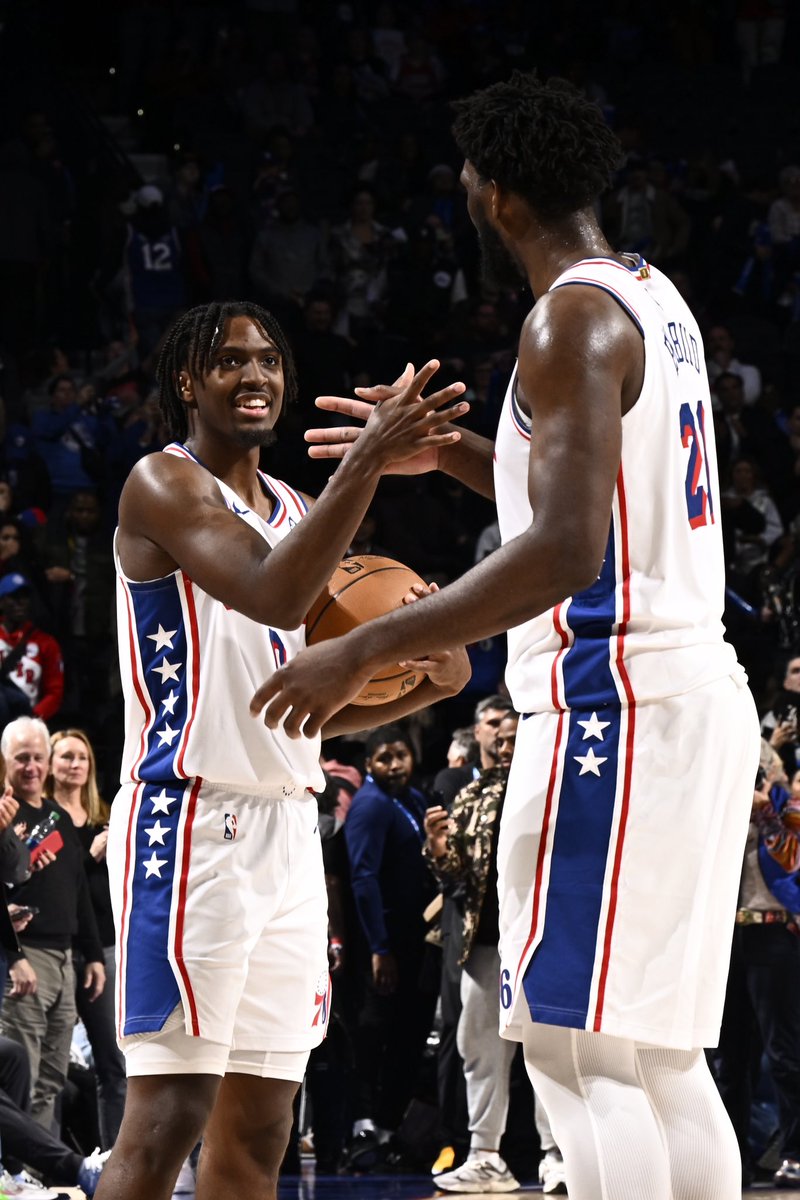 THE FRANCHISE <a href="/TyreseMaxey/">Tyrese Maxey</a> #50