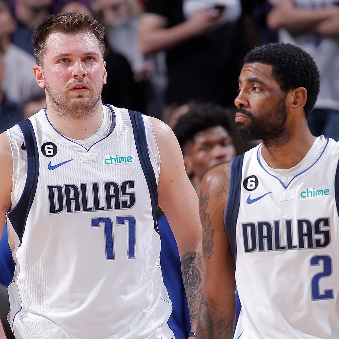 TheHoopCentral's tweet image. Kyrie Irving tonight:
35 PTS - 6 REB - 7 AST - 65% FG

Luka Doncic tonight:
30 PTS - 4 REB - 9 AST - 61% FG

Mavs are 8-2. 🔥🔥