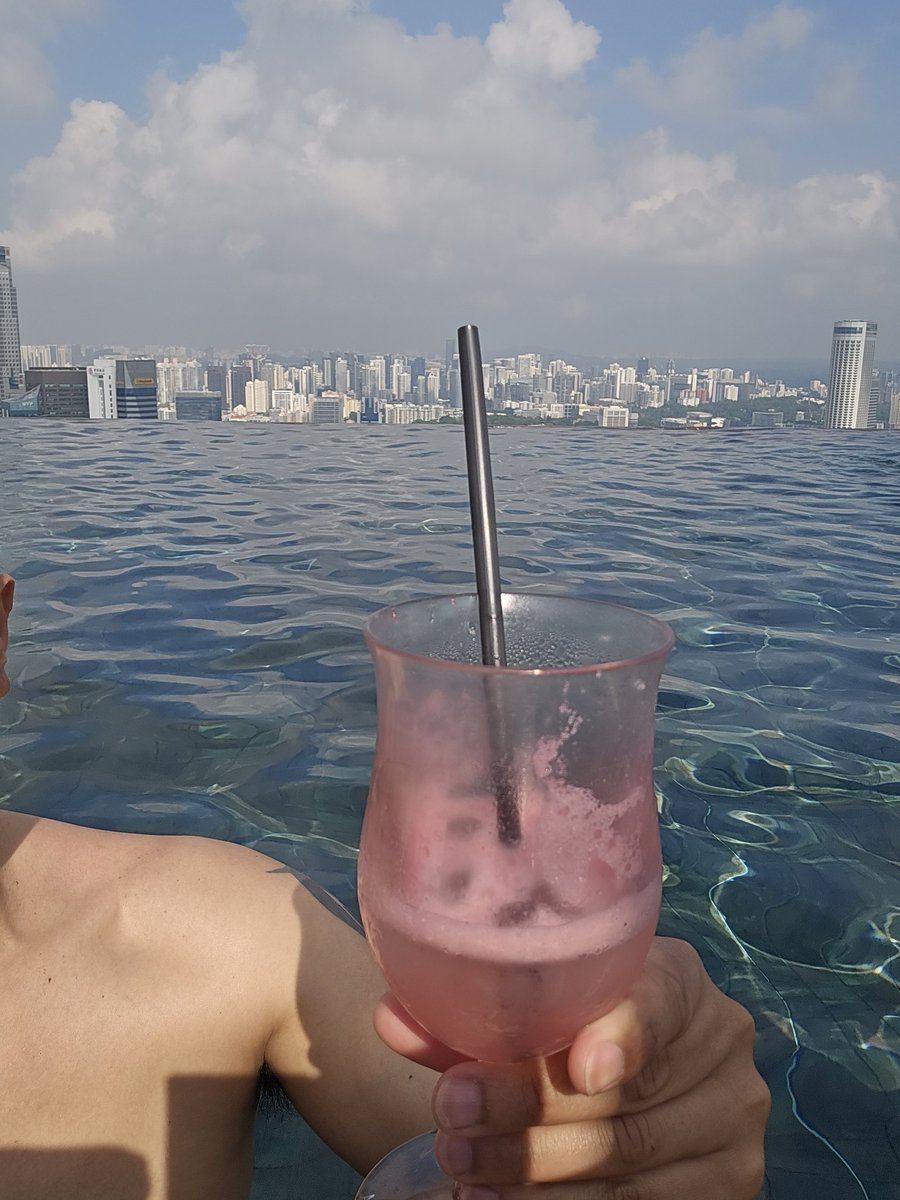 Singapore Sling @ MBS 👌🏽