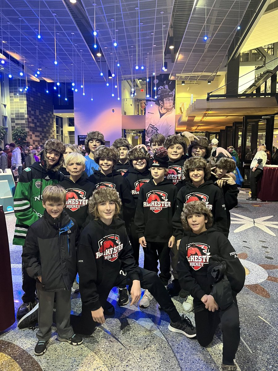 It wasn’t the ending we wanted (8-3 semi final loss to Warroad) but we are determined and will rebound. 

Thanks to <a href="/DuluthEastYHC/">Duluth East Youth Hockey</a> for a great tournament and hold our spot for next year. 

#galesofnovember #mustangs 

<a href="/RochYouthHockey/">Rochester MN Youth Hockey</a>