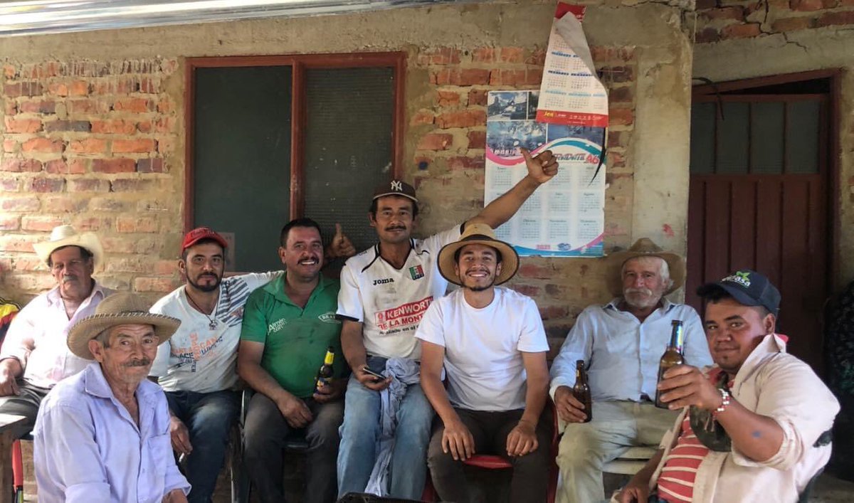 RamirezbFelipe's tweet image. Juntas de acción comunal, feliz día ☀️

Un oportunidad para reconocer el trabajo de las comunidades en veredas y barrios, generan desarrollo, impulsan proyectos y mejoran la calidad de vida desde las comunidades.

#domingo #felizdia #SoyComunal