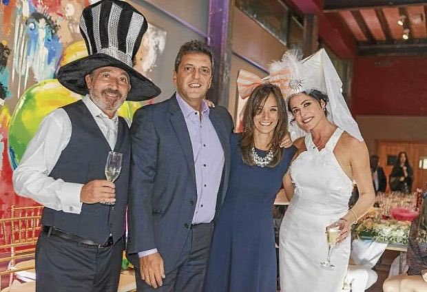 MARIASCORZO's tweet photo. PINOCHO… un bebé de pecho!!!!@edufeiok @JonatanViale @alfleuco @vivicanosaok @Tatiscor https://t.co/Q7t2rsjm0G