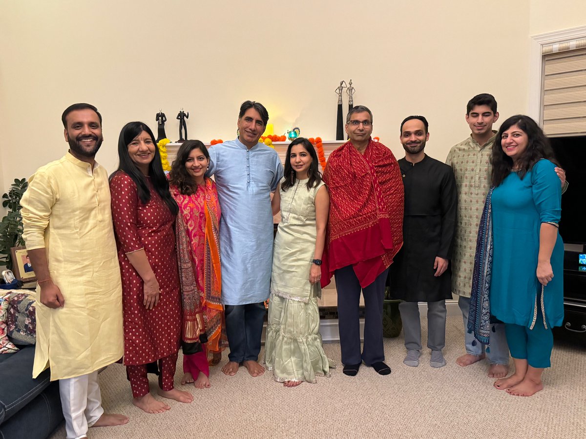 singhapoorva16's tweet photo. #Diwali2023 https://t.co/hyQL76hgWF