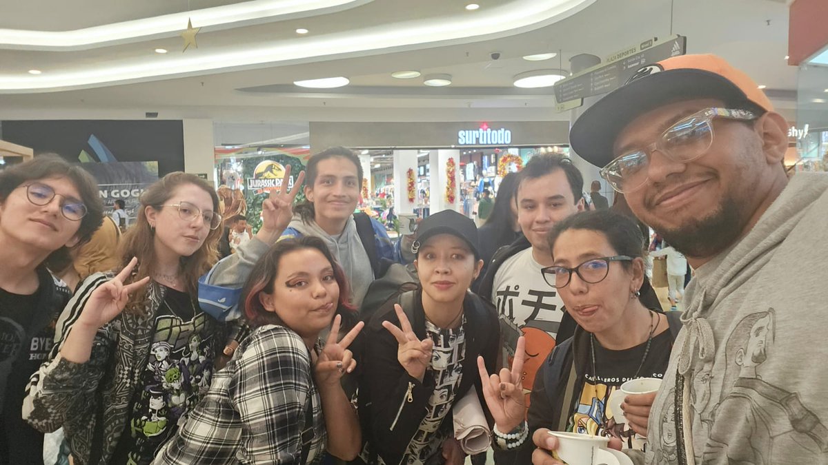 Este día me ayudó a liberar y olvidarme de lo pesado que fue la semana gracias 🫂

<a href="/MadNickyCos/">Mad Nicky 👹👹👹</a> <a href="/_megumineko/">恵み猫 (MegumiNeko)</a> <a href="/Isyesa/">Isy, para los amigos/Lady Time Lord</a> <a href="/Choicorramo/">Choi</a> <a href="/JarroShadow/">Jarro</a> @psyco_killer55