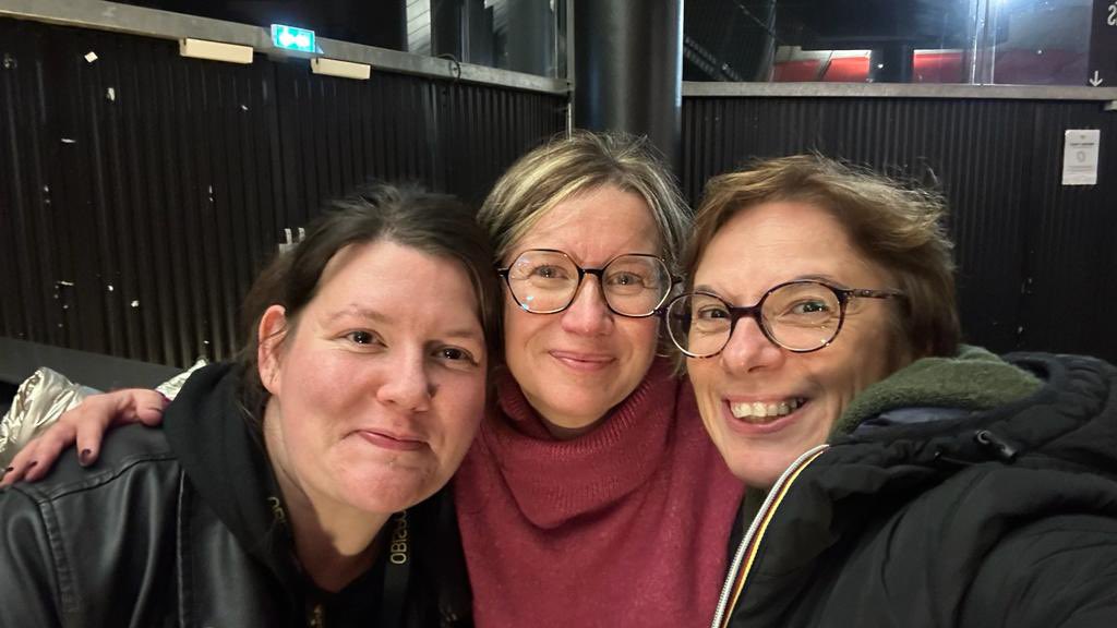 Karinecopine's tweet photo. Parce qu’il est des rencontres incroyables, ça ne peut pas s’expliquer merci @cwillem de nous avoir mises @NelissenTamara et moi sur la route de #Doriane♥️ https://t.co/8TGdaIsqNQ