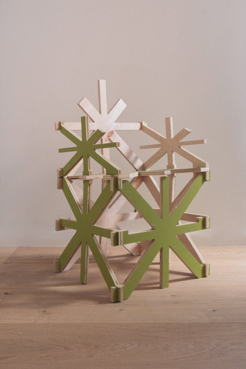 mnaficy's tweet image. I know a star when I see one. I met @luke_shannon_, a senior at @Princeton at a reception for his upcoming generative show "Seating Arrangements" at @tonic_xyz - wooden chairs created by code. Sophistication of his ideas is exceptional and a real outlier for his age. Auction…