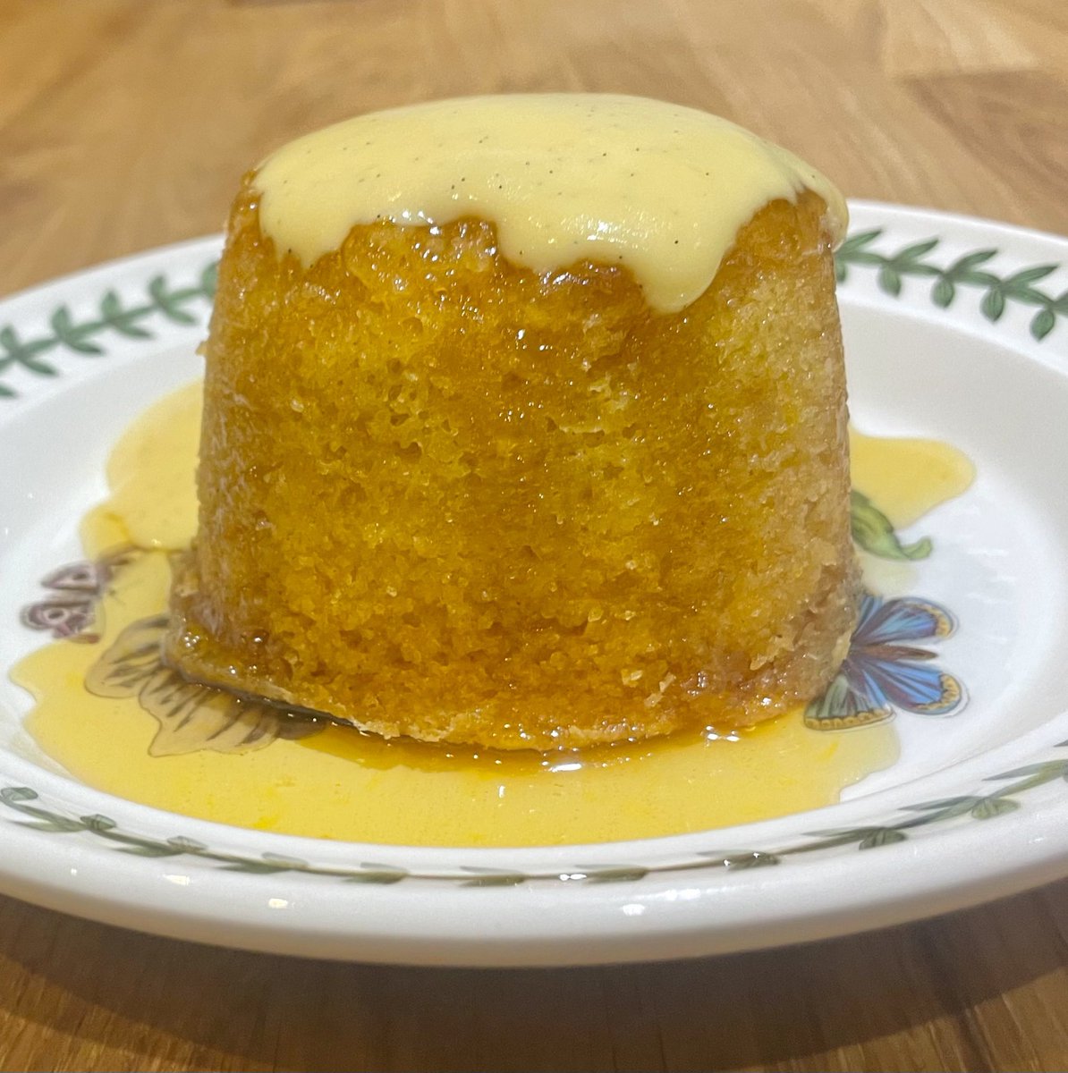 Bake Off Technical Week 7: Orange &amp; Ginger Treacle puddings

They’re not that tricky… if given adequate time  👀 

I’m not really one to steam puddings (hellish burnt Dampfnudel from a prev Bake off aside) but these were…delicious!

No slop-fest here!

#GBBO #BakeOffBakeAlong