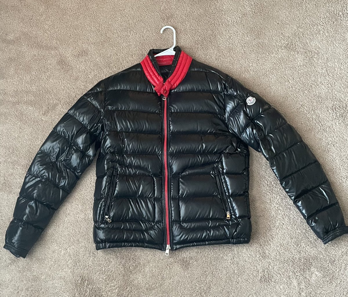 kn0bbr0ke's tweet photo. @SellKicksSunday Sz 5 (XL) Moncler Aubert Giubbotto Coat worn a few times $450 shipped obo @SellKicksSunday #sellkickssunday https://t.co/oG7aSfgaXd