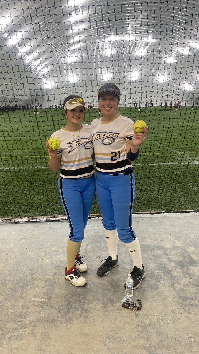 Scenic City: -Ashley .455 Ave, 3💣 -Ginger .581 Ave, ITP HR -Sophie .500 Ave, ITP HR, 5 SB

FtW Showcase: -Finley 1.40 era, .625 Ave, 💣 -Maddie .500 Ave, .625 OBP, 💣 -Jlynn .500 Ave, .714 OBP -Ginger .714 Ave, .750 OBP, 5 SB -Sophie .857 Ave, .875 OBP, 👀 5 SB, -Team .519 Ave