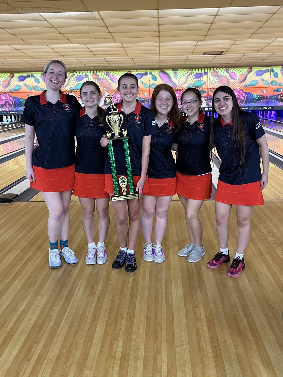 Congrats to the bowling team on their 2nd place finish in the Kick Off Classic! Way to go!