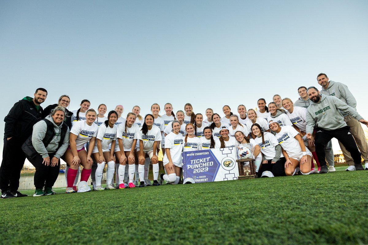 Your 2023 #NSICSoc Tournament Champs!  

📸 <a href="/brentcizekphoto/">Brent Cizek</a>

#GoBeavers #BeaverTerritory