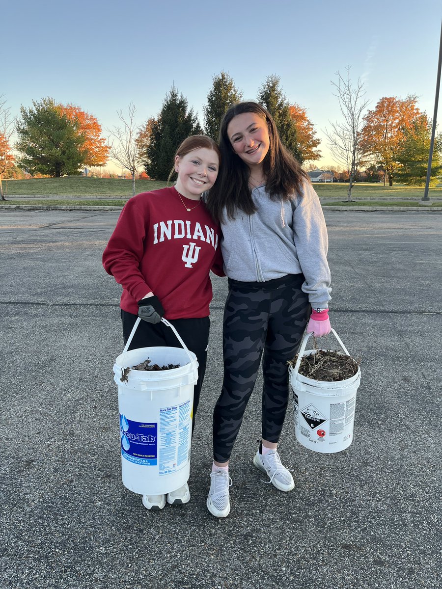 HDV Swim & Dive Team tweet media