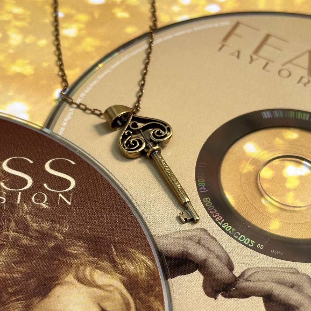 swiftiestorepe tweet picture