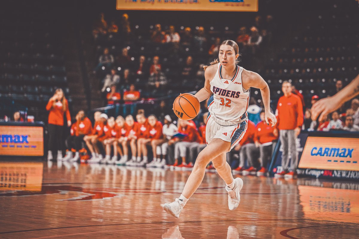 𝐒𝐩𝐢𝐝𝐞𝐫𝐬 𝐨𝐯𝐞𝐫 𝐇𝐨𝐫𝐧𝐞𝐭𝐬.🏀 #OneRichmond

🕷 Melissa Mwanza + Courtney Swider: first career points.
🕷 Ally Sweeney recorded her first 𝐭𝐡𝐫𝐞𝐞 collegiate assists.
🕷 𝐒𝐈𝐗 Spiders in double figures.
🕷 Most points scored inside the Robins Center since 12/11/22.