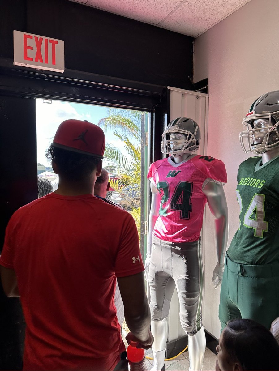 Jorge (JT) Tabora III (@jttabora15) on Twitter photo Thank you for the amazing visit! <a href="/WebberFB/">Webber Int'l University Football</a> <a href="/zactallent11/">Coach Tallent</a> <a href="/coachj_rob/">Coach Robinson</a> Thank you for the amazing visit! <a href="/WebberFB/">Webber Int'l University Football</a> <a href="/zactallent11/">Coach Tallent</a> <a href="/coachj_rob/">Coach Robinson</a>
