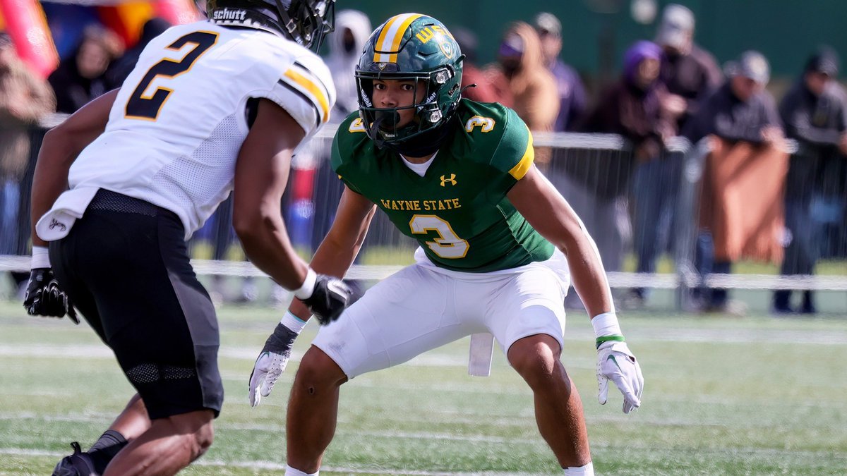 #AGTG Blessed to receive an Offer from Wayne State University💚💛 <a href="/Coach_Rob_WSU/">Antwon Robinson</a> <a href="/TheD_Zone/">The D Zone</a>