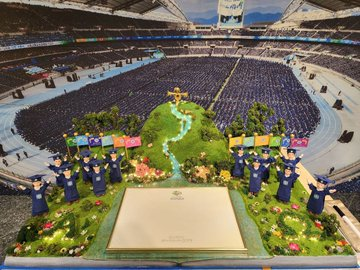 mangugsosung1's tweet photo. 100,000 Graduation Ceremony of the 12 Tribes of Shincheonji It was really amazing!
https://t.co/tKTvYoGnbD
#ShincheonjiChurch #3rd_100000GraduationCeremony #TheWorldBest #InOneYear #ReasonableChoice #Global_Graduates #SCJtotheWorld #TheWorldtoSCJ #NewAge_NewNation_NewRace https://t.co/hLEBZXQt4E