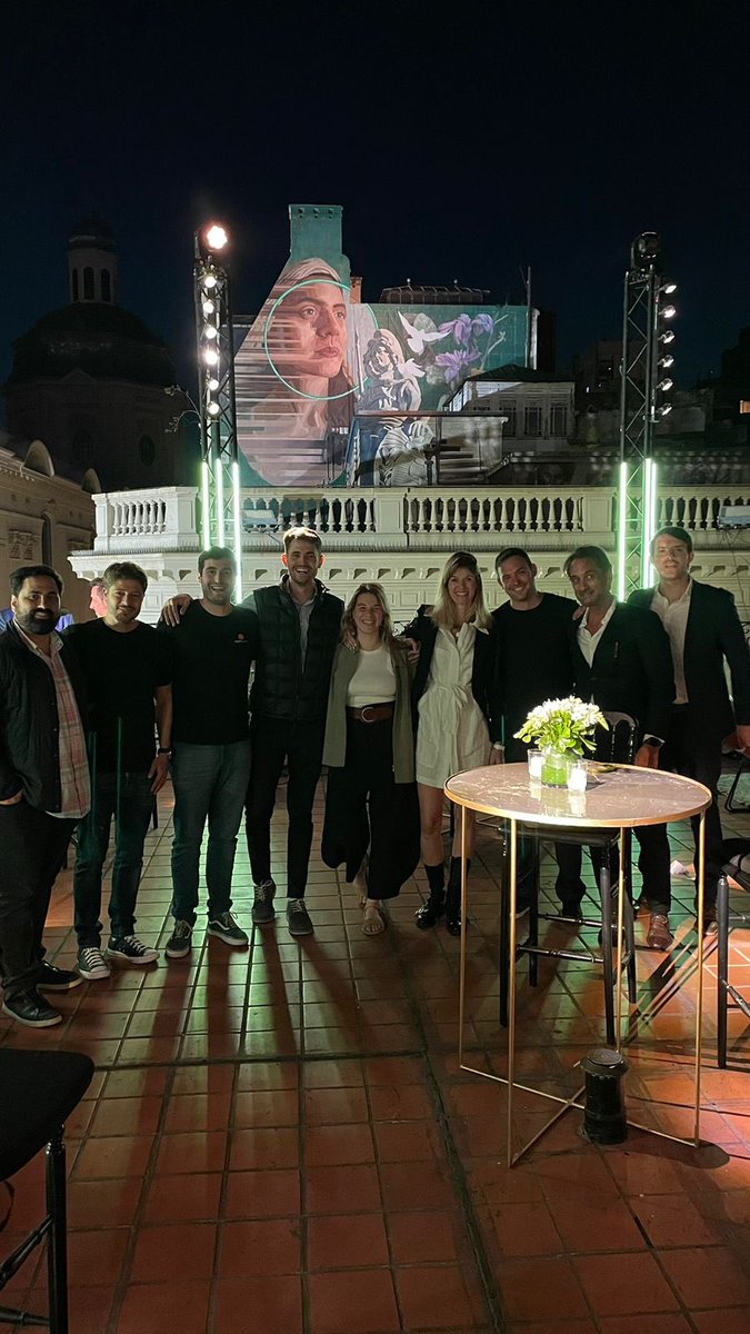 pjuanesr's tweet image. El 2024 se viene con todo y @gcba se mandó este eventazo para preparar la antesala. #BATechWeek Gracias @HannaSchiuma por la invitación!