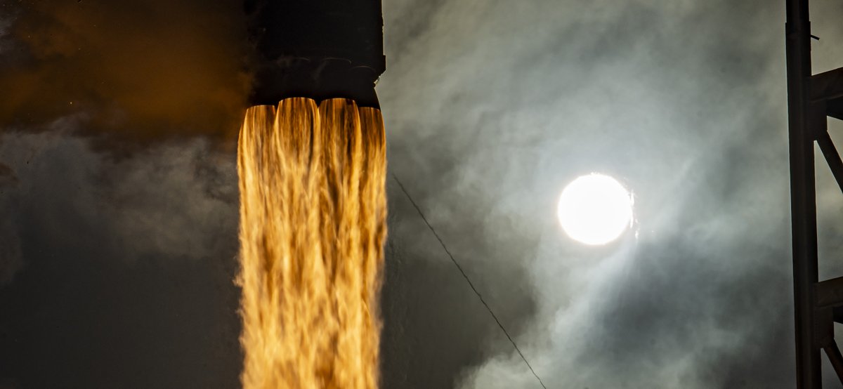 SpaceX tweet media