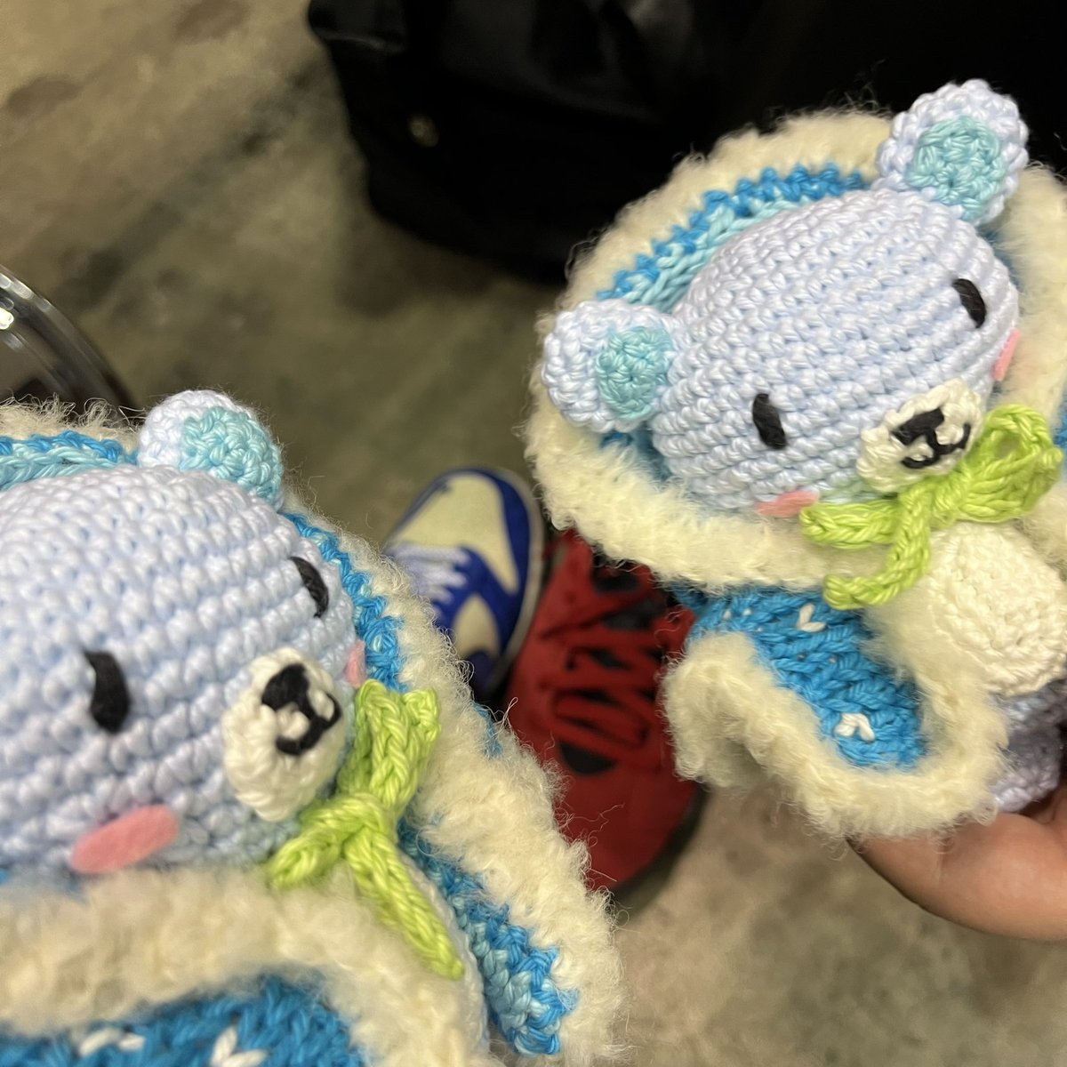 例大祭の戦利品！！ 大好きな方の色紙を買えて本当によかった…本も友達