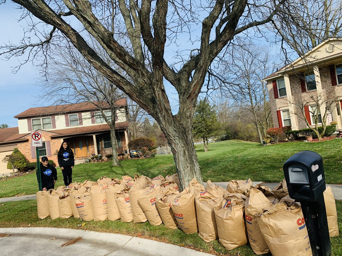 Inspired by the service project their 8th grade peers performed on Friday, Larson’s 1st all girl robotics team- Girl Botz FTC 22918 spent today helping a neighbor by raking 45 bags! Perfect timing as we kick off #kindnessweek <a href="/LarsonMS/">Larson Middle School</a>