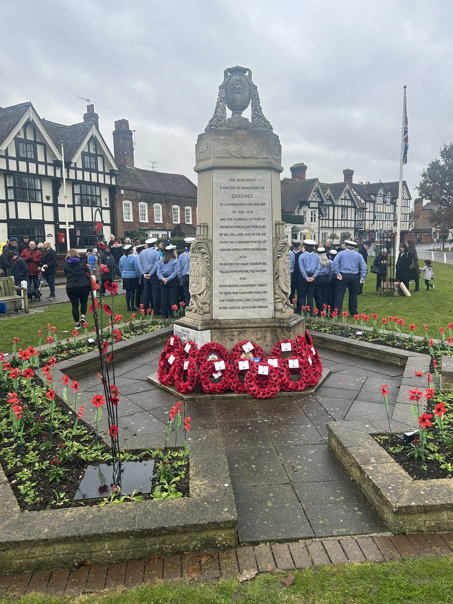 datcheteye tweet media