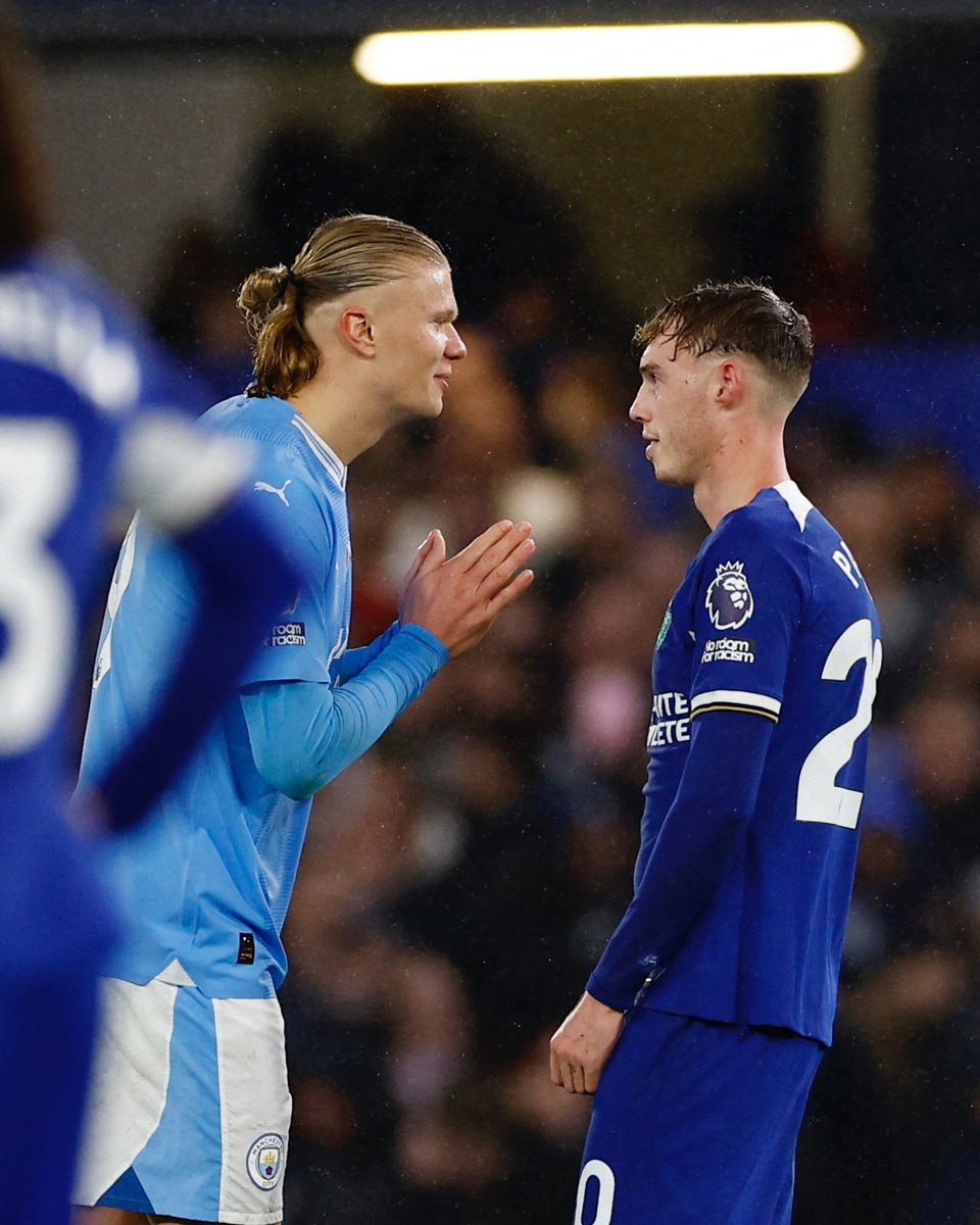 Premier League tweet media