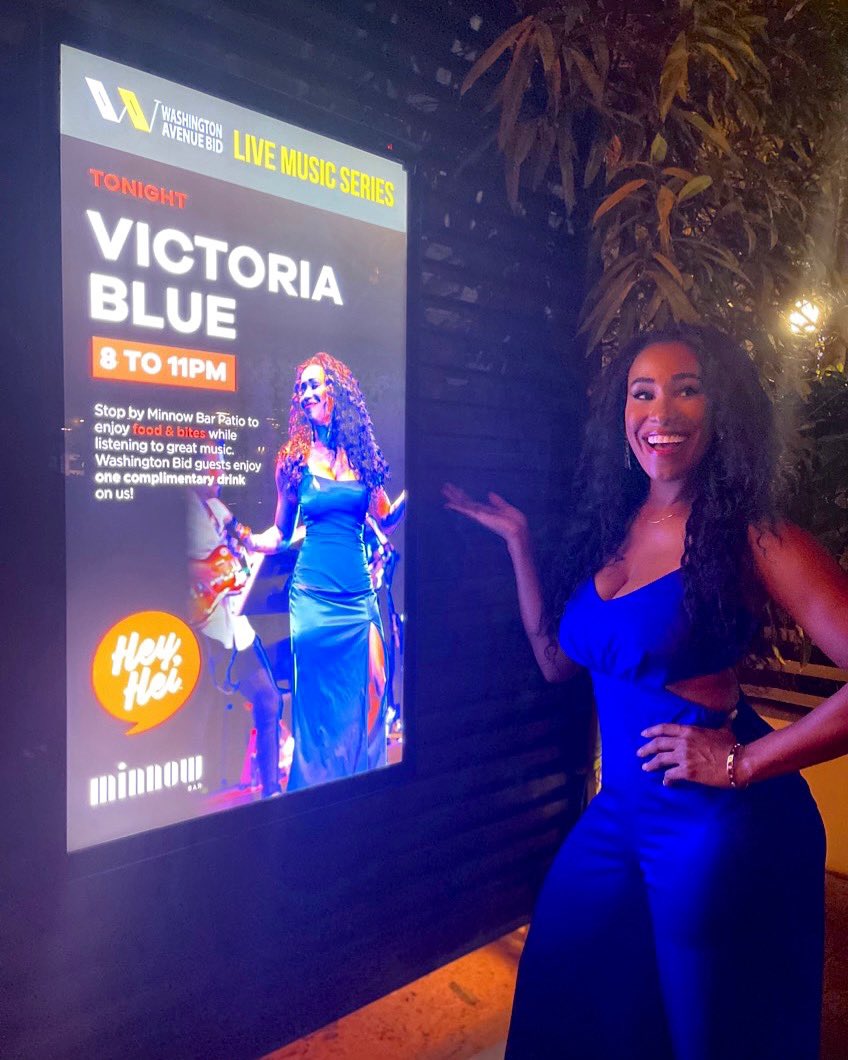 I have the coolest job!!💜🎙️🎶