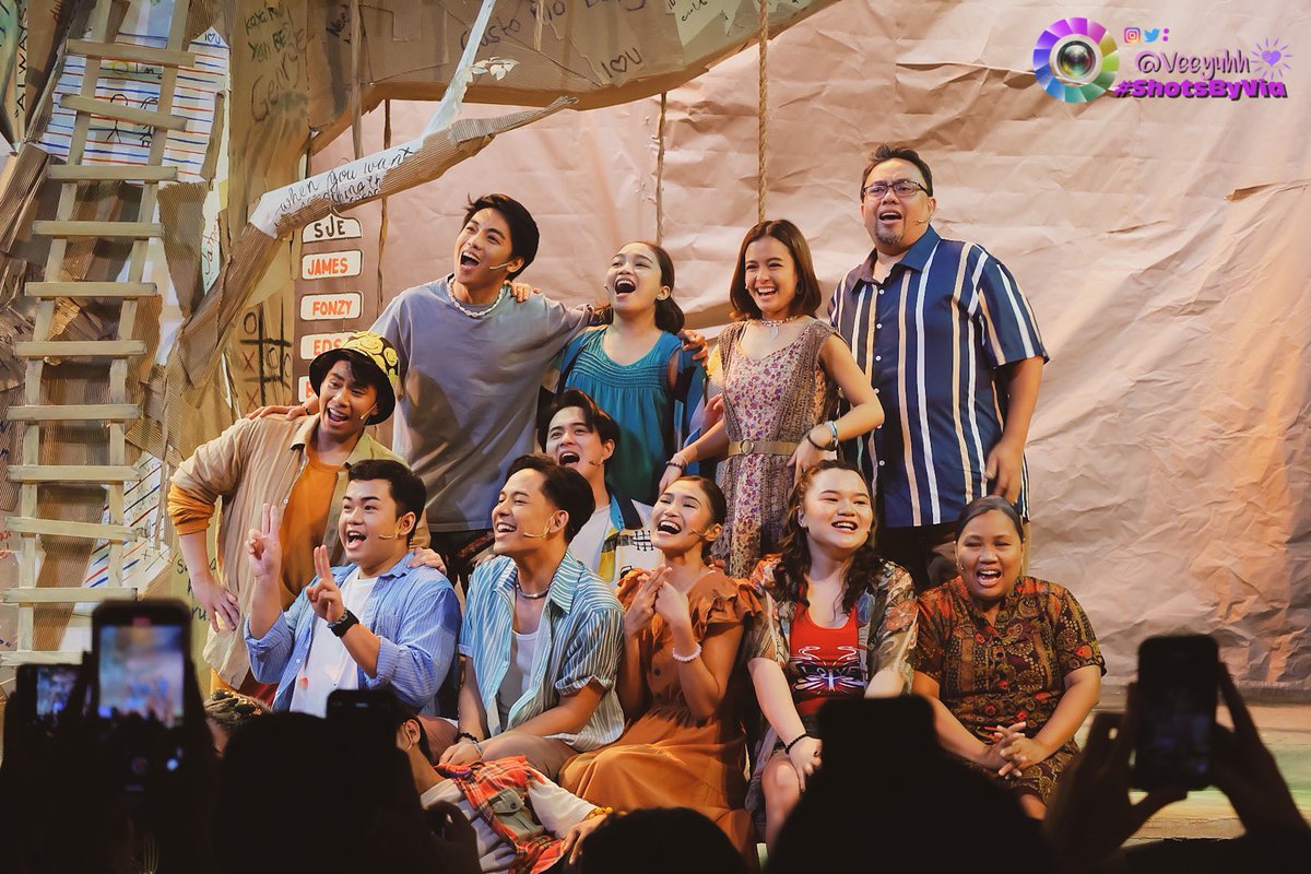 ShotsByViaaa's tweet photo. 🎫 #TabingIlogTheMusical
🗓 11/12/23 
📍PETA Theater Center 

@BINI_ph | @bgyo_ph | @bini_jhoanna | @BiniJhoannaOFC | @BGYO_Akira | #TabingIlogTheMusical2023 | #BiniJhoannaForTabingIlog |  #PETA  | #PETAPlus | #TatakStarMagic | #BINI | #BGYO | #ShotsByVia 🙋🏻‍♀️ https://t.co/CNe4KcPGXF