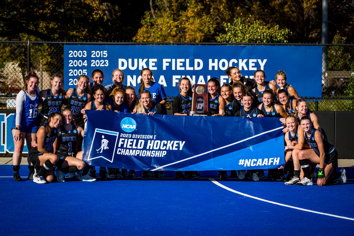 DukeFH's tweet image. Such a special Sunday in Bull City 💙

More from the win: goduke.us/3ucABee

#DukeTrue #GoDuke