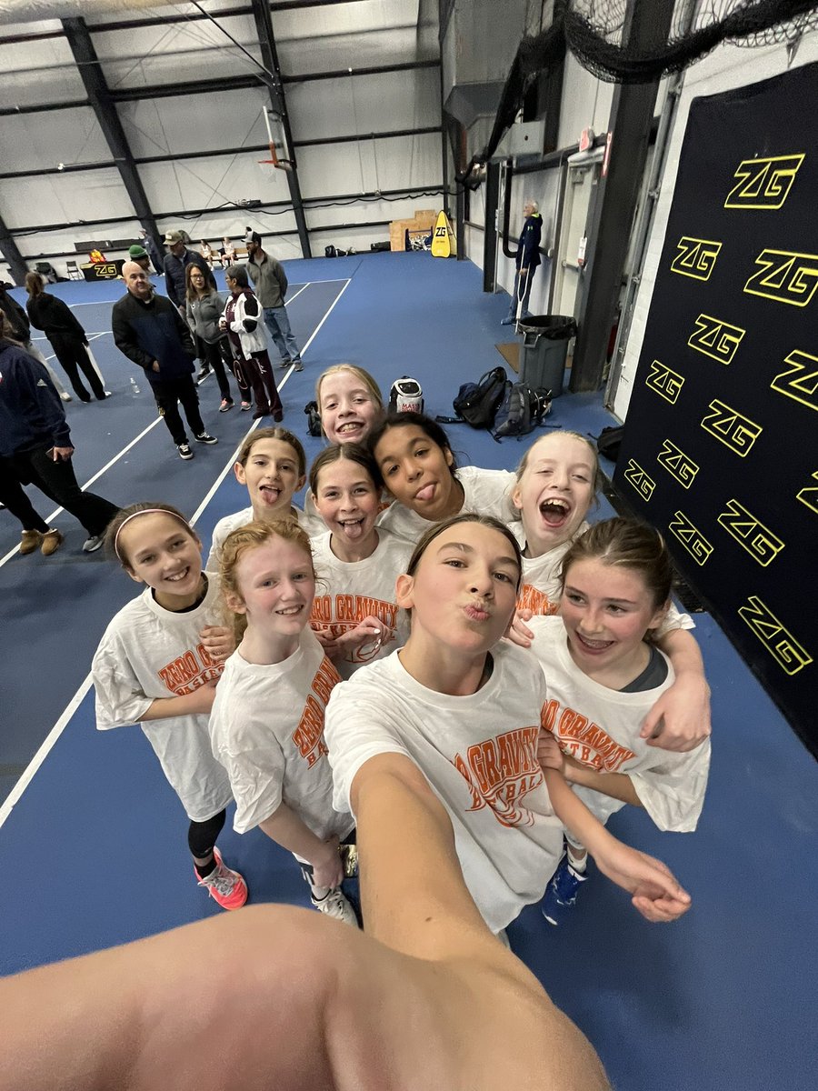 GvbbCoho's tweet photo. What wins championships? Down 13 in first half @LadyRivals 6th holds opponent to 5 pts in 2nd half to win 7th grade @zg_newengland Fall Finale. #grit #together #howgoodisthat @AngelaMerg04330 @catramboned @megg_sullivan https://t.co/24ikDK5Cx3