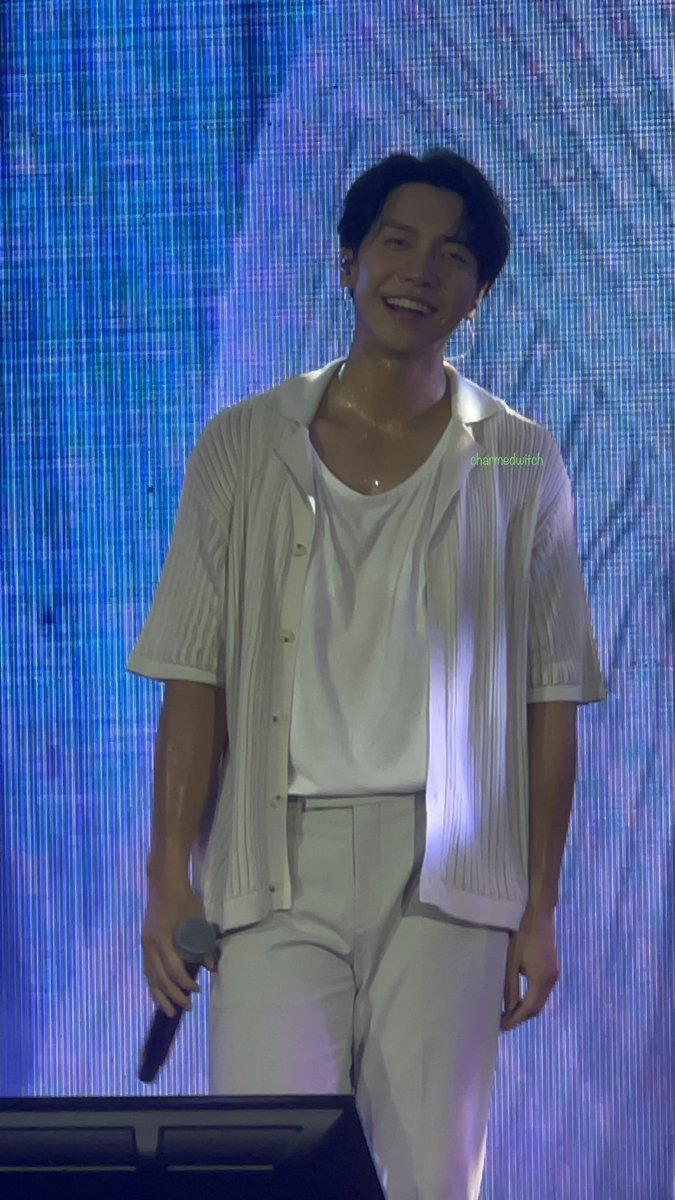 Good morning seunggi… so gwapoooo kahit lapot lapot na 😍😍😍😍

#LeeSeungGi #chimaekfestival