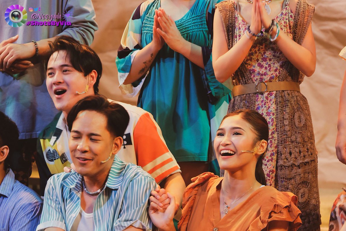 ShotsByViaaa's tweet photo. 🎫 #TabingIlogTheMusical
🗓 11/12/23 
📍PETA Theater Center 

@BINI_ph | @bgyo_ph | @bini_jhoanna | @BiniJhoannaOFC | @BGYO_Akira | #TabingIlogTheMusical2023 | #BiniJhoannaForTabingIlog |  #PETA  | #PETAPlus | #TatakStarMagic | #BINI | #BGYO | #ShotsByVia 🙋🏻‍♀️ https://t.co/r61Dhsqrjw