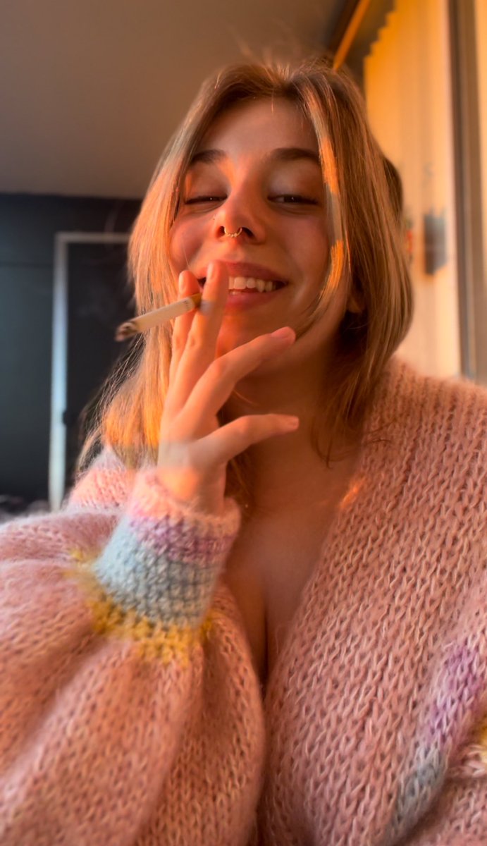 glowing smokes🚬💖

#smokingfetish #smoking #smokinggirl #cigarette #girlswhosmoke #smoker #smoke #cigarettes #smokingfetishnation #smokingwoman #sexysmoker #smokingmodel #smokinggirls #smokinghot #fumatrice #smokingcigarettes #smokingbeauty #cigarettefetish #marlboro