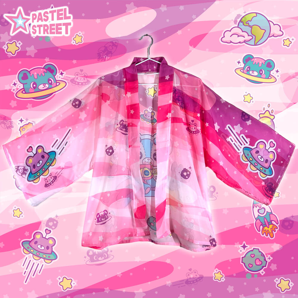 Pastel_Street's tweet photo. PINKY MILKY WAY CHIFFON JACKET 2023 🐻💕
\( ˙▿˙ )/
One of our very first designs has been improved and restocked! 
(´｡• ᵕ •｡`) 🛸

Now available at 👉 https://t.co/Ealn4EZuIR 👈 

ALL DESIGNS RESTOCKED AS WELL! (•̀⌄•́)/ 💖💖💖
#pastelstreet #kawaiifashion #handmade https://t.co/j261gDC1A3