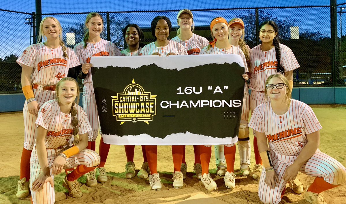 Phenoms18u's tweet photo. Great job today, we finished out the Fall season strong with a win. 20-1-1 record this fall.  Thanks to all the coaches that came by and watched us this weekend. https://t.co/bNnk0udaBx