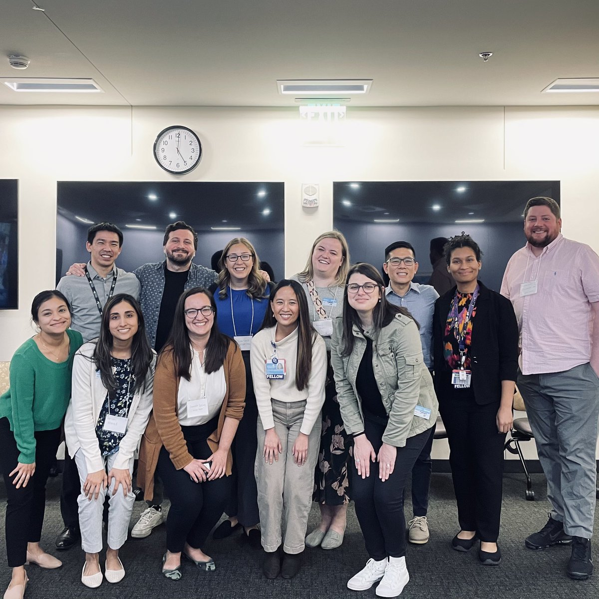 CHLA_PHMFellows's tweet photo. This past weekend, our fellows presented their research 📊 at the Updates in Hospital Pediatrics conference held at CHLA. We also learned about mentorship👩🏻‍🏫, advocacy🎙️, and POCUS💉with @vch_phmfellows @UCLAPHMFellows @CHOC_PHMFellows at our annual So Cal Fellows consortium! https://t.co/cKpj7o2TBS