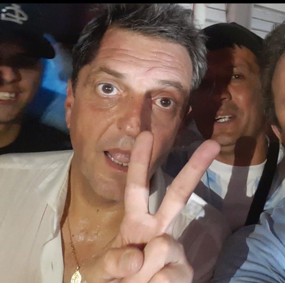 _Kuke_'s tweet photo. Por si o por no. Te gusta la merca @SergioMassa? https://t.co/o0ftCsmzEW