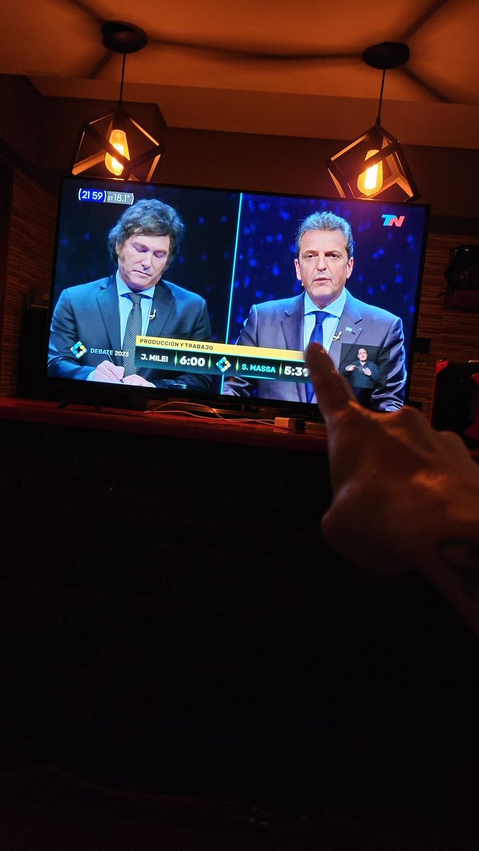 Lomas_FR's tweet photo. Sergio massa 💙
Presidente de todos los argentinos!!! 👏🏻👏🏻👏🏻👏🏻
#FRLomas https://t.co/JEJC2kPryM