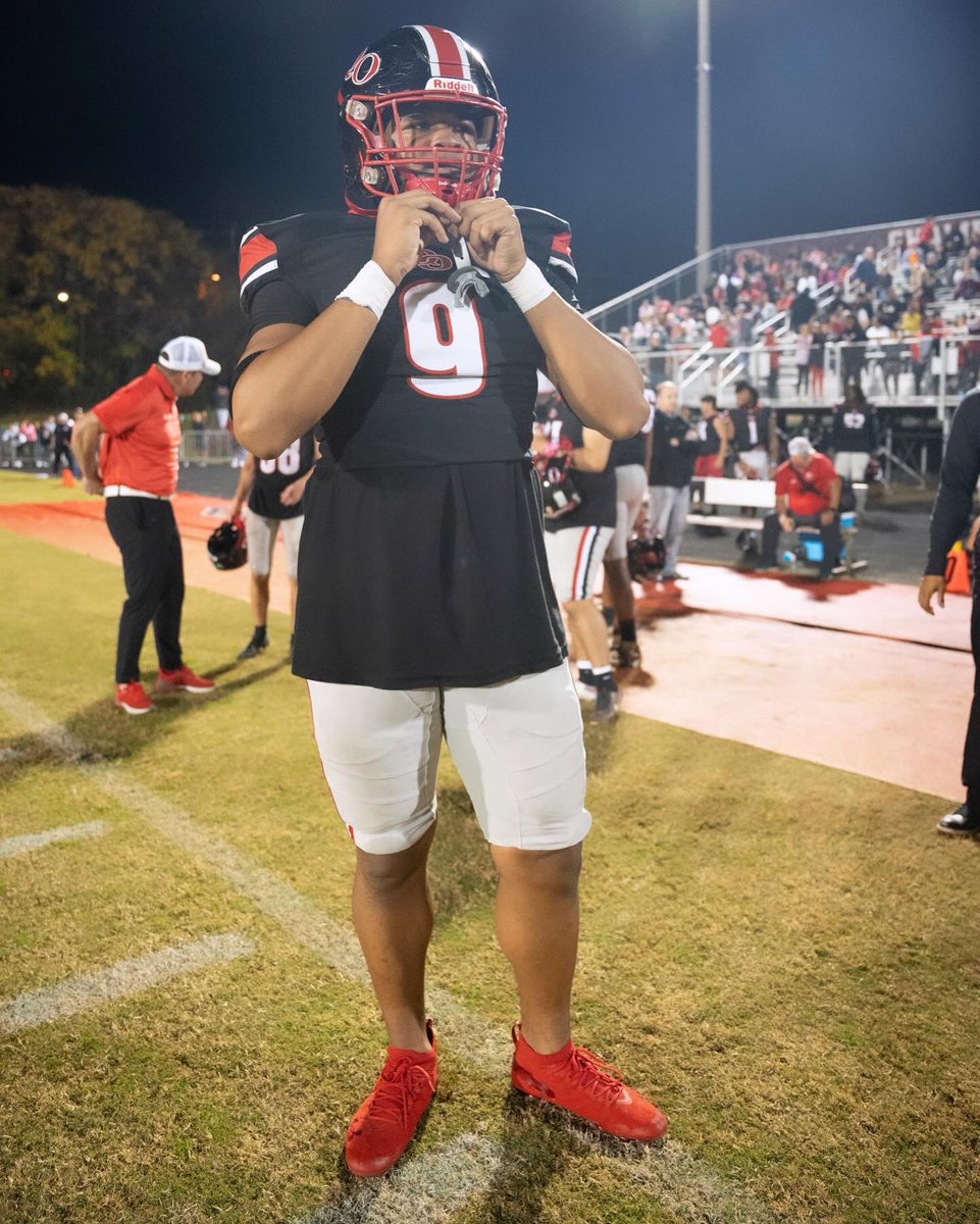 Christian Britt (@christianbrittt) on Twitter photo Left it all out on the field Friday night! Grateful for football and all the opportunities it has provided me with! Sr szn Film out soon!!💯💯 #onwardandupward
<a href="/QO_Coach_Kelley/">John A. Kelley</a> <a href="/CoachChanguris/">Tyrus Changuris</a>
<a href="/QOAthletics/">Quince Orchard Athletics</a> Left it all out on the field Friday night! Grateful for football and all the opportunities it has provided me with! Sr szn Film out soon!!💯💯 #onwardandupward
<a href="/QO_Coach_Kelley/">John A. Kelley</a> <a href="/CoachChanguris/">Tyrus Changuris</a>
<a href="/QOAthletics/">Quince Orchard Athletics</a>