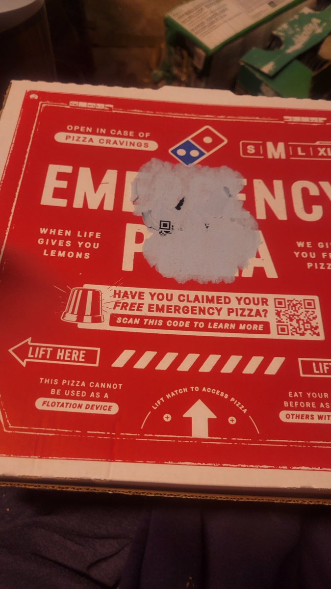 MizuMusashi's tweet photo. Got my free M 2 topping #emergencypizza from #Dominos today,  And all you have to do to get your free emergency pizza is download the Domino's app.  Terms and services apply. https://t.co/czqMS7Qevm