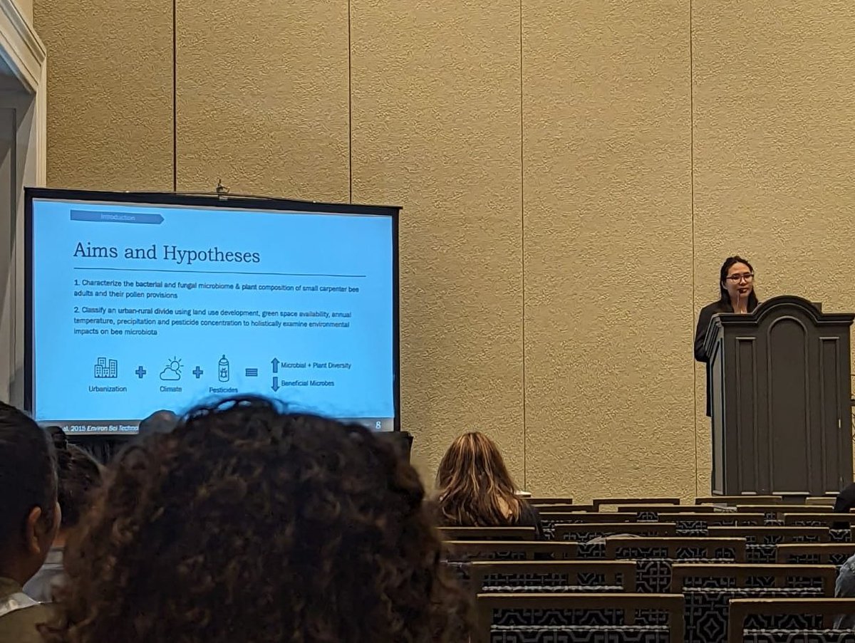 Thankful for all the amazing people I met and learned from this week in Washington, DC at Entomology 2023! Also happy to have received second place in the student competition for P-IE Climate Change ☺️ 🐝