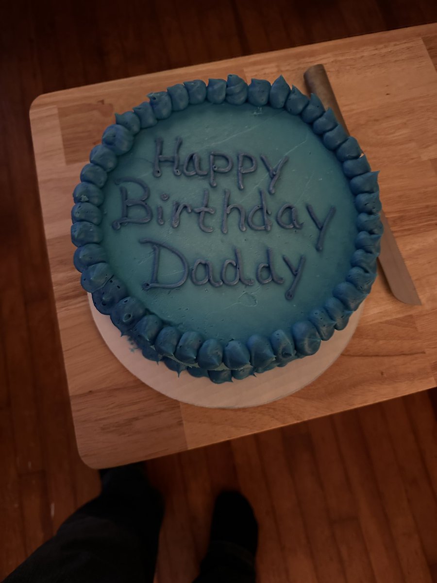 lol apparently my daughter says to the baker can you do my daddy’s cake in <a href="/ATT/">AT&T</a> blue it’s his favorite color he always wears it 😂😂😂😍😍😍 gotta love kids