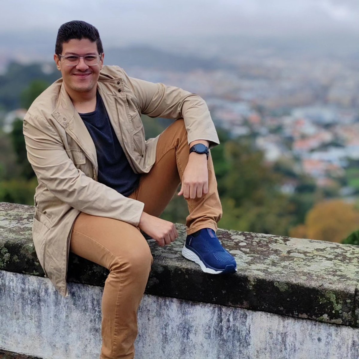 OscarRuizC's tweet photo. Conociendo #Portugal! Una nueva aventura que nunca olvidaré.
El vuelo con @AirEuropa super cómodo, todas las actividades organizadas por @allegropanama y seguro con @universalassist
Como hay que caminar bastante, nada como las @Skechers x comodidad
📸 #HonorMagicVS @Honor_CA https://t.co/kIsR7VTkm8
