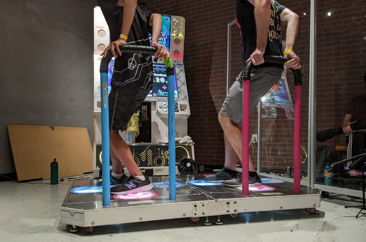 Sitting on the floor for the final rounds of <a href="/socalddr/">SoCal DDR</a> Boba Cup 2 so I can watch the crossovers at height. It's <a href="/zippo3rd/">ぢぽ(zippo3rd)</a> vs <a href="/TSwagDDR/">T. Swag</a> and I'm here for it