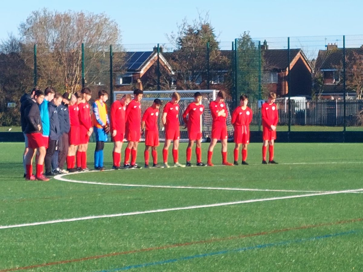 A minutes silence before Saturdays game on 11/11 - never forgotten.
Boys played well today ⁦<a href="/WooltonJuniorFC/">MSB Woolton FC</a>⁩