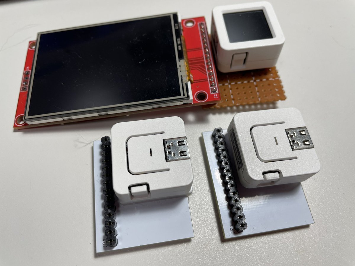 chrmlinux03's tweet image. #spresense #esp32s3 
赤い基板専用に回路製作してあった🤭
もちろん業務用🚰
あって良かった予備知識