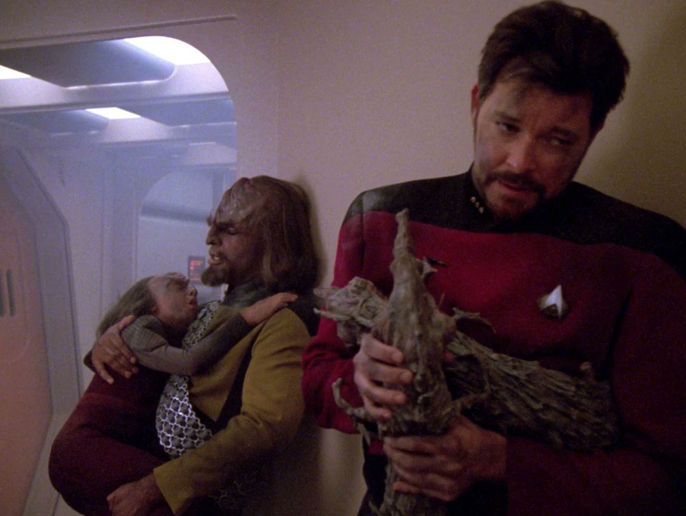 🚨Red Alert! New Episode!🚨
s5e10 - New Ground

We accept your challenge, Brian Bonsall. Worf gets a little family time with his son, and turns it into a whole dang episode. No endangered species sock puppets were harmed.

Watch Star Trek TNG &amp; Re:Engage!
linktr.ee/reengagetng