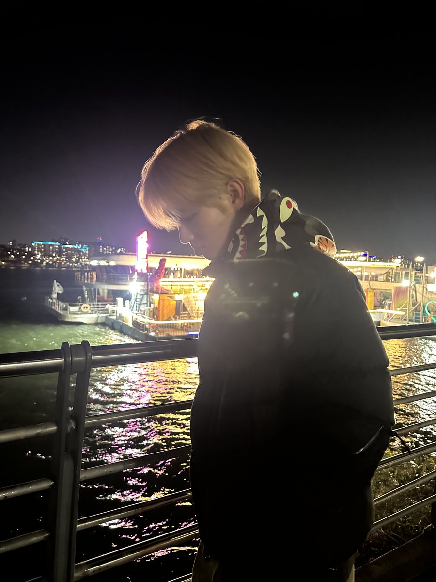 DVOL_official's tweet photo. [FROM #SODAM] merry november🧤🧣

#DVOL #다올 #JOURNEY #SODAM https://t.co/bMGR7rw5Ik