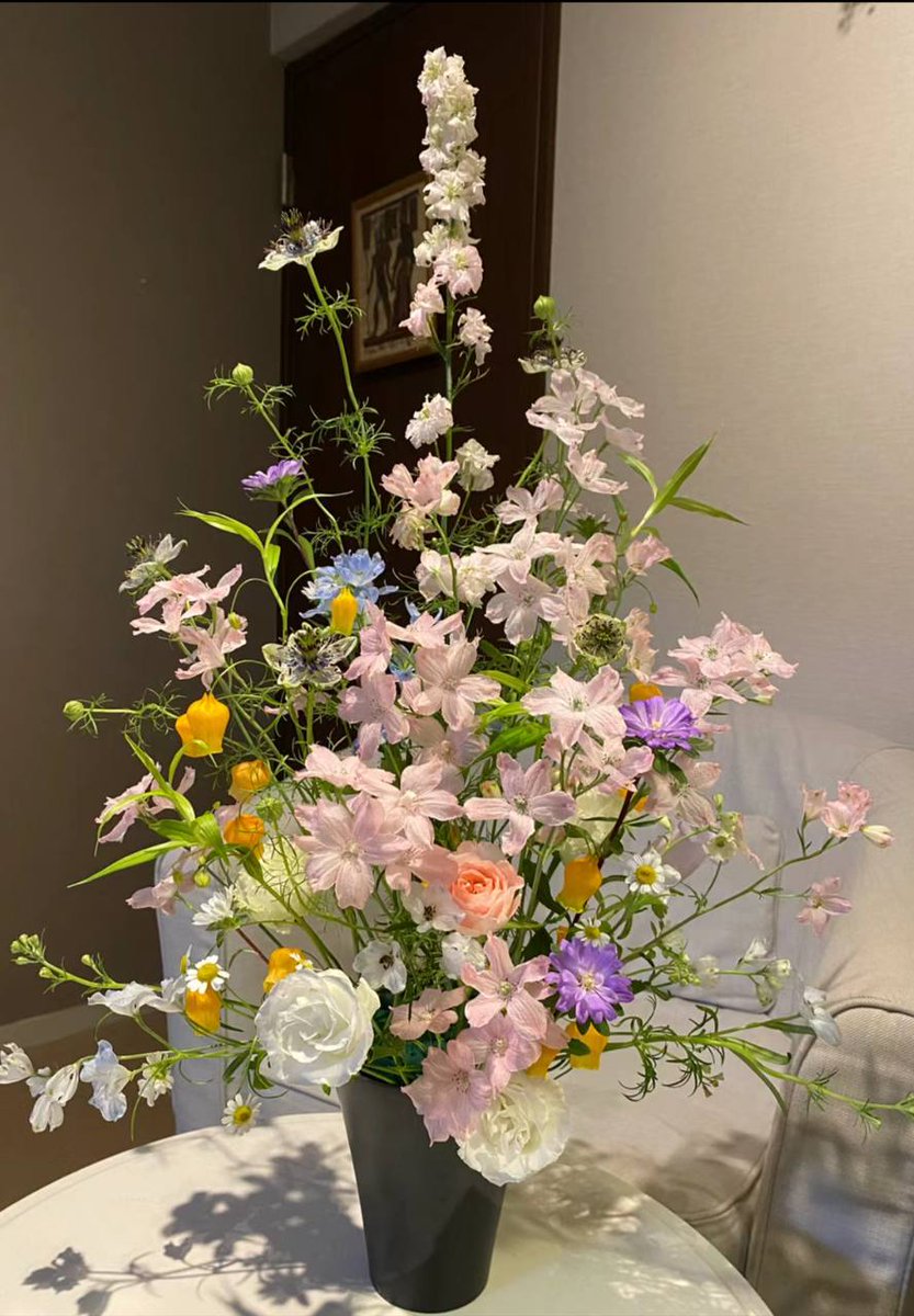 生け花の練習をしていないのが忘れてしまいそうです。
いい感じですね🌷